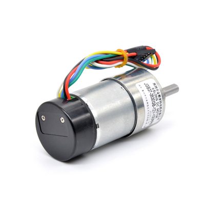 37mm 12v 24v 1600Rpmのエンコーダーが付いている高いトルク ギヤ モーター風変りなシャフト